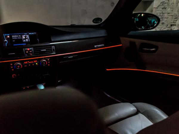2er Set LED Ambiente Beleuchtung fürs Auto kabellos und