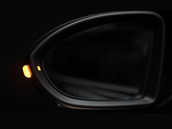 OSRAM LEDriving® Dynamische LED Spiegelblinker für BMW 1er 2er 3er 4er X1 Weiß