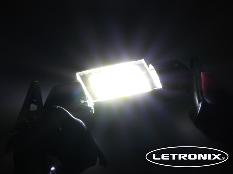 LIMOX LED Soffitte C5W 31mm 2x 3030 SMD Weiß 250 Lumen Canbus
