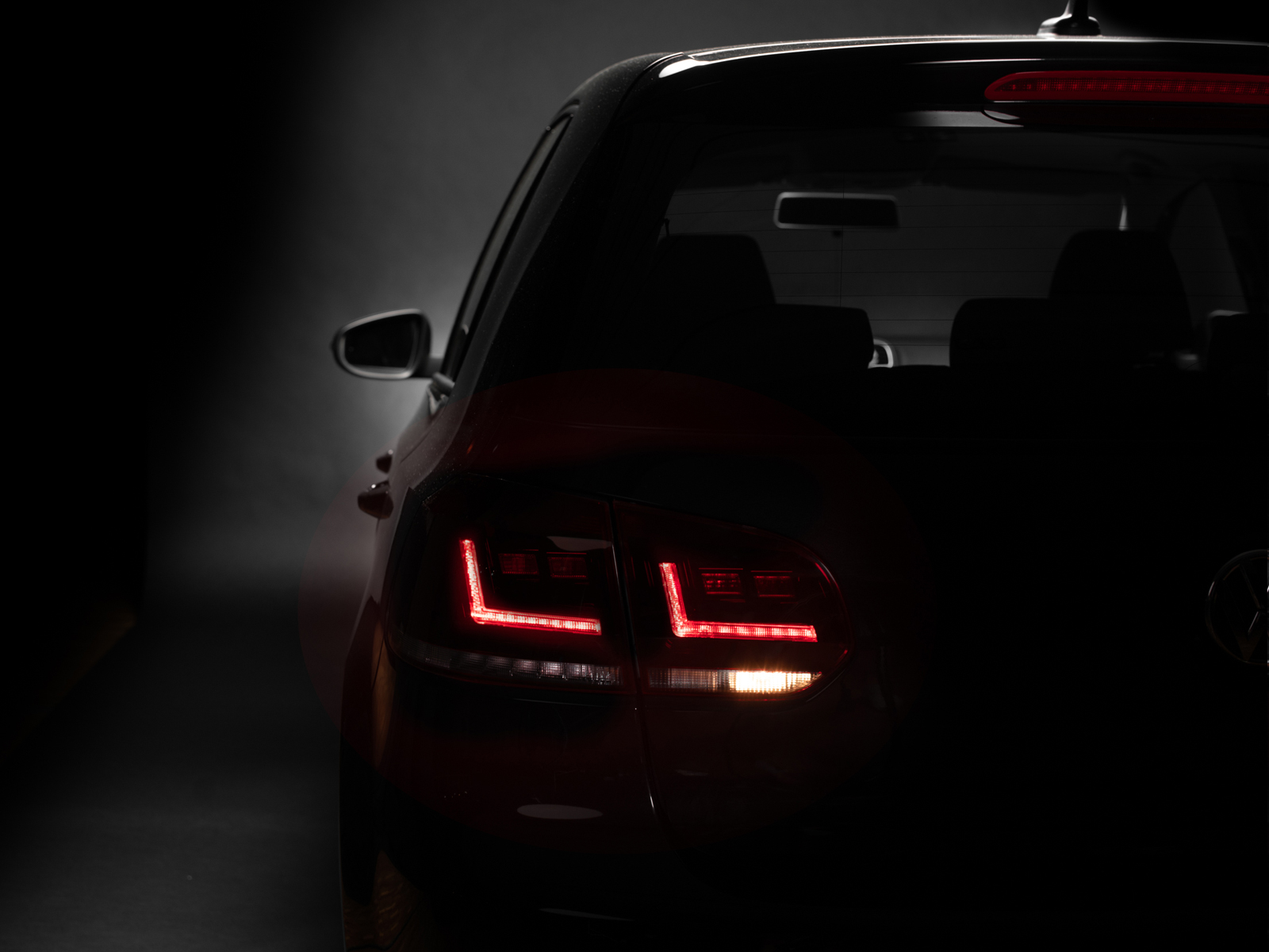 SW-Celi LED Rückleuchten für VW Golf 6 Black/smoke/white mit dynamischen  LED Blinker Lightbar (auch für Werks LED) - tuning online kaufen