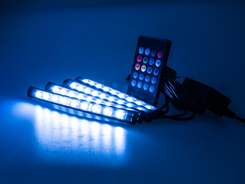 RGB LED Fußraumbeleuchtung 4 Leisten mit Fernbedienung und Musik